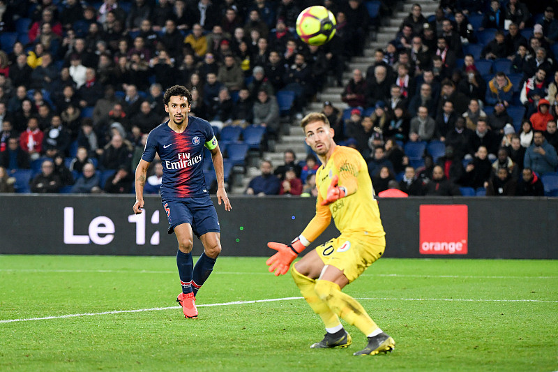 阿勒代斯：萨拉赫签了肥约状态就下滑，利物浦应让他闭嘴走人（阿勒代斯：萨拉赫签下大合同后状态下滑，利物浦应让其安静离队）