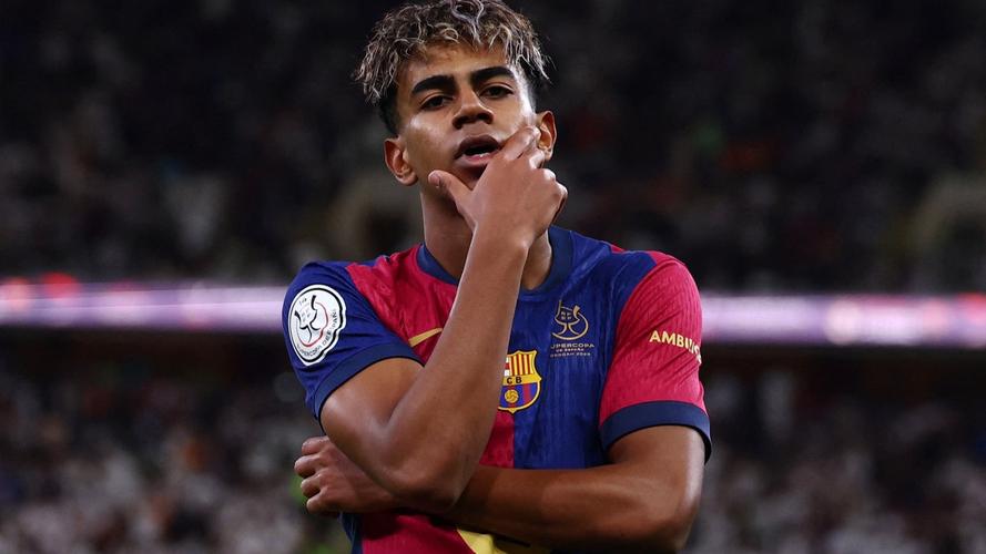 镜报：麦克托米奈上赛季意甲收官战亲签球衣成交价超2.4万欧（镜报：麦克托米奈上季意甲末轮亲签球衣拍卖价突破2.4万欧）