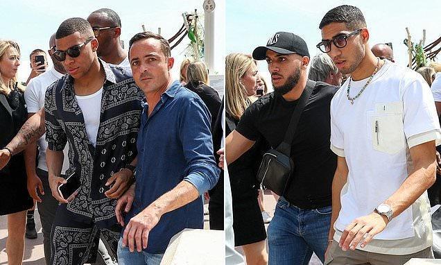 半场战报：格拉斯哥流浪者0-2罗马，佩莱格里尼、苏莱破门（半场：罗马2-0领先格拉斯哥流浪者，佩莱格里尼与苏莱建功）