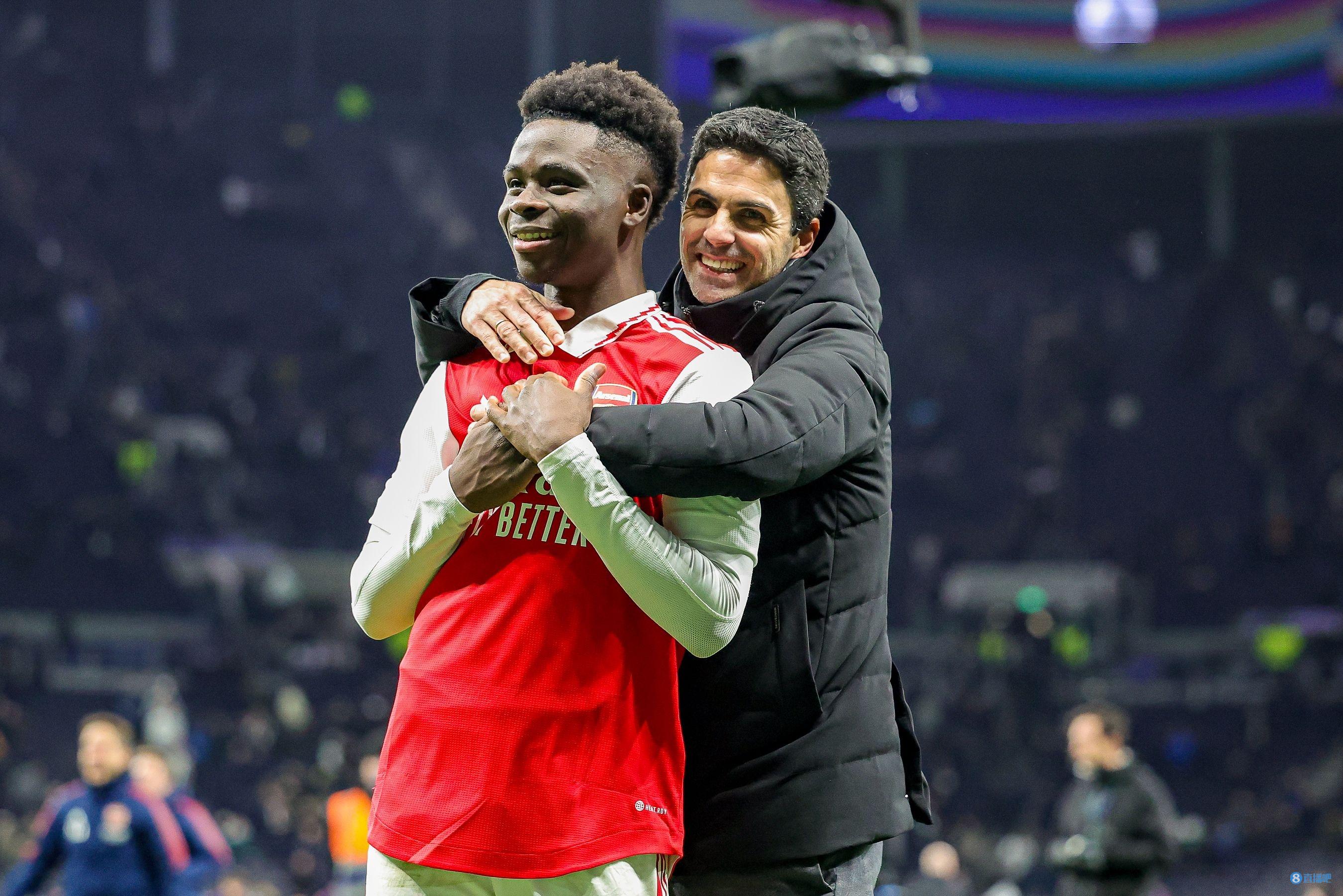 利物浦、曼城和热刺竞逐安托万·塞梅尼奥：英超转会市场的焦点（安托万·塞梅尼奥成英超转会焦点：利物浦、曼城与热刺上演争夺战）