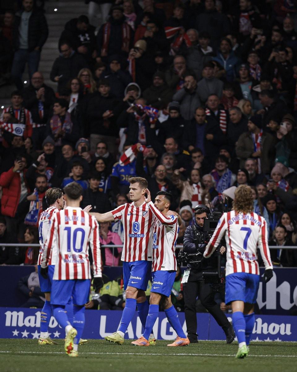 上演大四喜斩获金靴，法比奥当选中超官方第30轮最佳球员