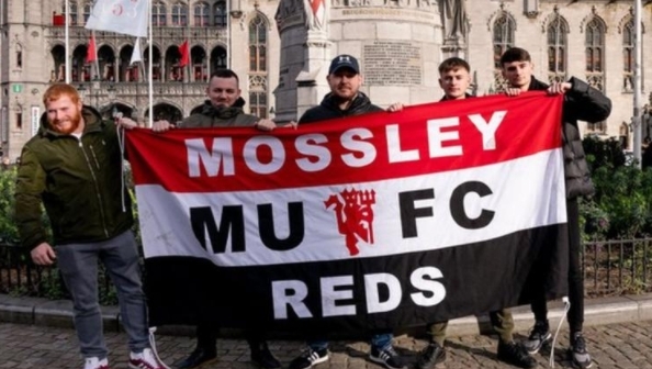 青岛西海岸主教练邵佳一成功保级，郑智接任后计划邀请黄博文、李雷雷等助教，助力球队发展。