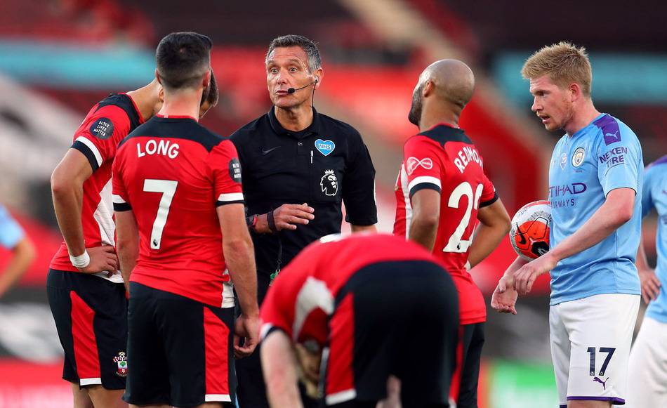 CBA球队战绩分析及焦点对决回顾（CBA球队战绩纵览与焦点之战复盘）