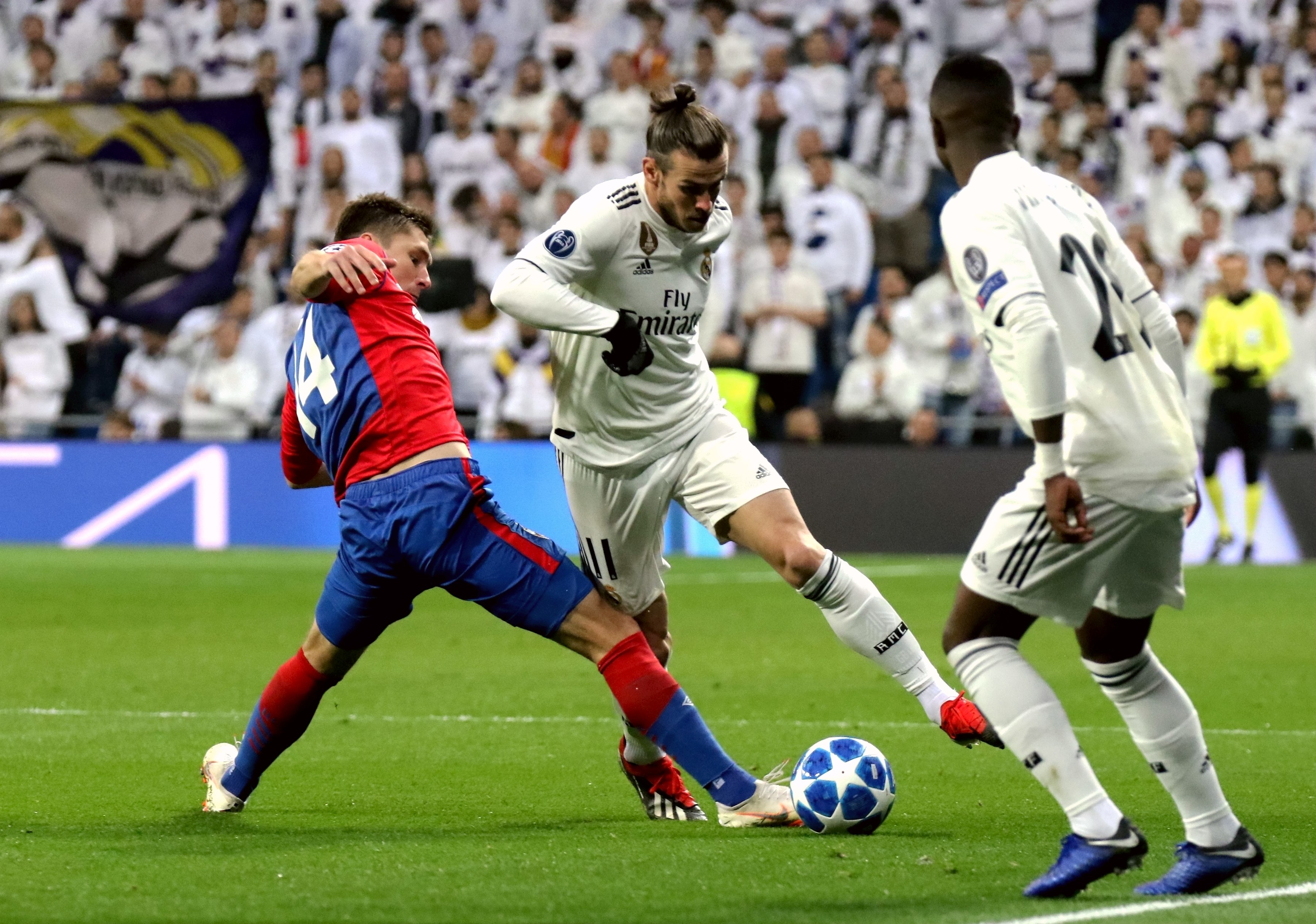 中国-西班牙商务论坛在成都举行，中足联理事长李克敏参加活动并发言（中国—西班牙商务论坛在成都举办，中足联理事长李克敏出席并发言）