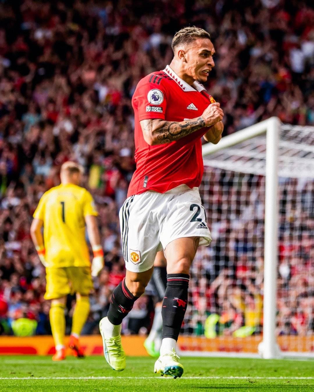 曼联中场组织乏力（曼联中场串联能力不足）