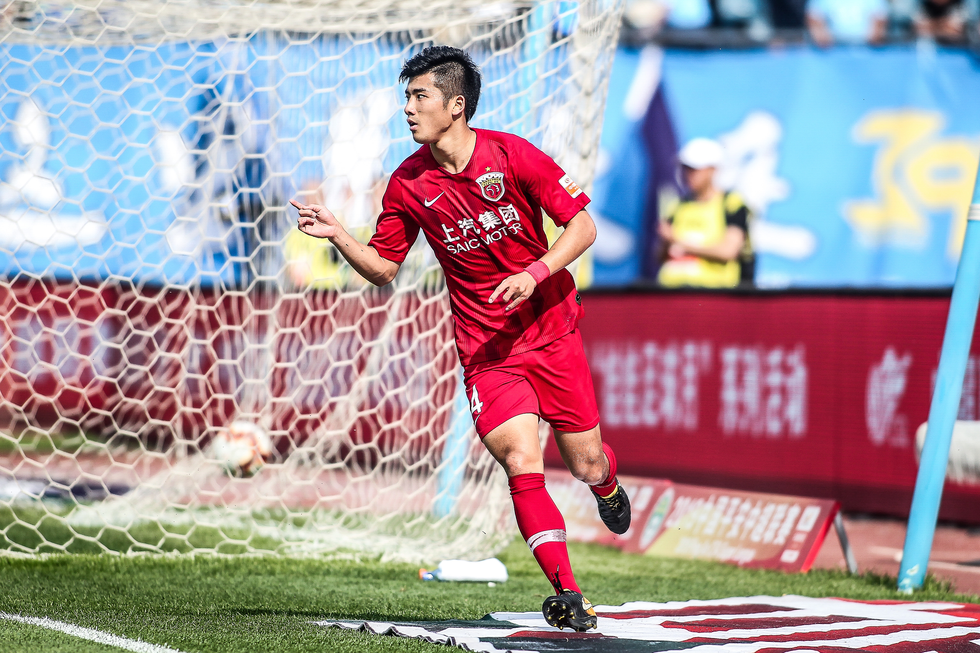 米亚托维奇：维尼修斯是名非凡的球员，但他的处事方式有问题（米亚托维奇：维尼修斯天赋出众，但处事风格存在问题）