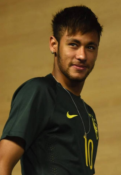 孔帕尼：我们已经给迪亚斯放假了，这样他能在精神上完全恢复（孔帕尼：已给迪亚斯放假，助其精神彻底恢复）