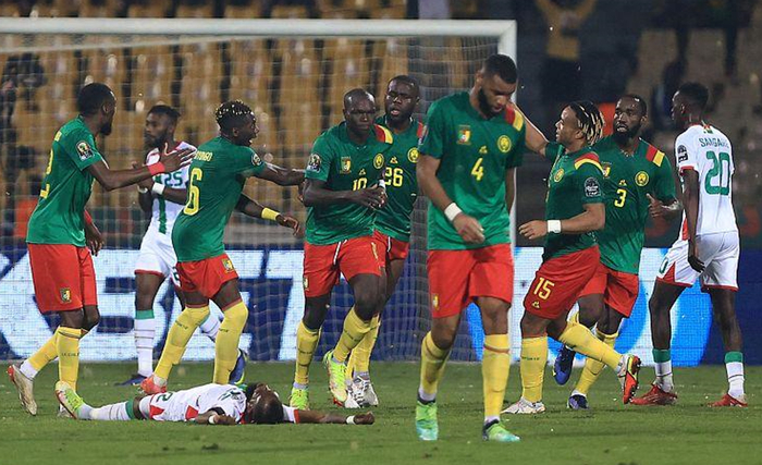 记者：皇马无法在1月激活帕斯的回购条款，且尚未考虑让其回归（记者：皇马1月无法启用帕斯回购条款，暂未考虑召回）