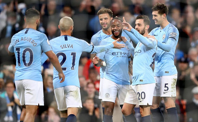 澳大利亚凭顽强作风强势出线（顽强拼搏助澳大利亚强势晋级）