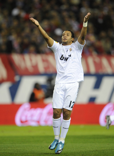 德尚：舍瓦利耶会获得登场机会，埃基蒂克正朝着积极方向发展（德尚：舍瓦利耶将获出场，埃基蒂克进展积极）