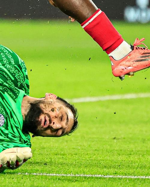 邓卓翔：全队在训练中都非常投入，希望奉献一场精彩的比赛（邓卓翔：全队训练投入，力求奉献精彩一战）