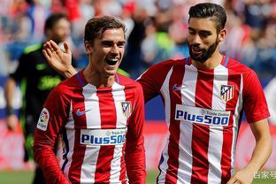 NBA：勇士险胜小牛 库里关键三分救主（库里末节关键三分力挽狂澜 勇士险胜小牛）