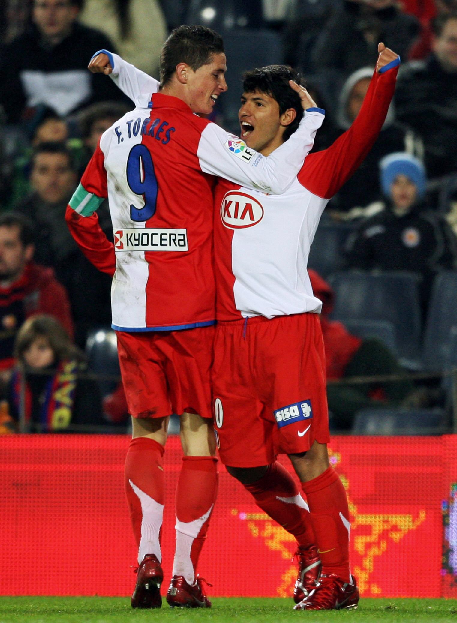 继伊尔马兹之后，奥斯梅恩是第二位欧冠戴帽的加拉塔萨雷球员（奥斯梅恩继伊尔马兹之后，成为加拉塔萨雷欧冠第二位上演帽子戏法的球员）