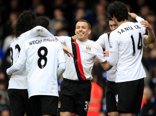 意媒：梅努是那不勒斯中场引援首选，备选方案包括弗拉泰西（意媒：那不勒斯锁定梅努为中场首选，弗拉泰西列为备选）