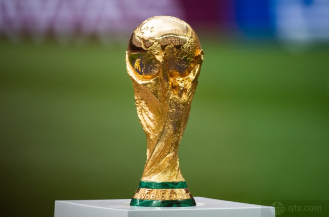 斯图尔特本赛季5次单场4+盖帽，追平文班&赫夫并列第一（斯图尔特本季5场4+封盖，与文班、赫夫并列榜首）