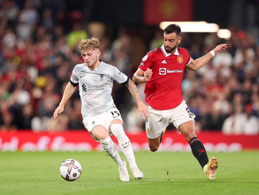 阿莫林称赞曼联定位球教练卡洛斯-费尔南德斯：他比我强得多