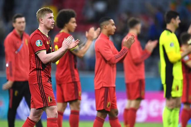 博尼：巴斯托尼让我来国米；以前踢中场对我组织能力有帮助（博尼：在巴斯托尼推动下加盟国米；中场经历提升了我的组织能力）