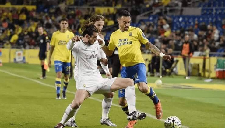 要离队？辽宁铁人外援姆本扎转发关于自己的转会传闻（辽宁铁人外援姆本扎转发转会传闻，引发离队猜测）