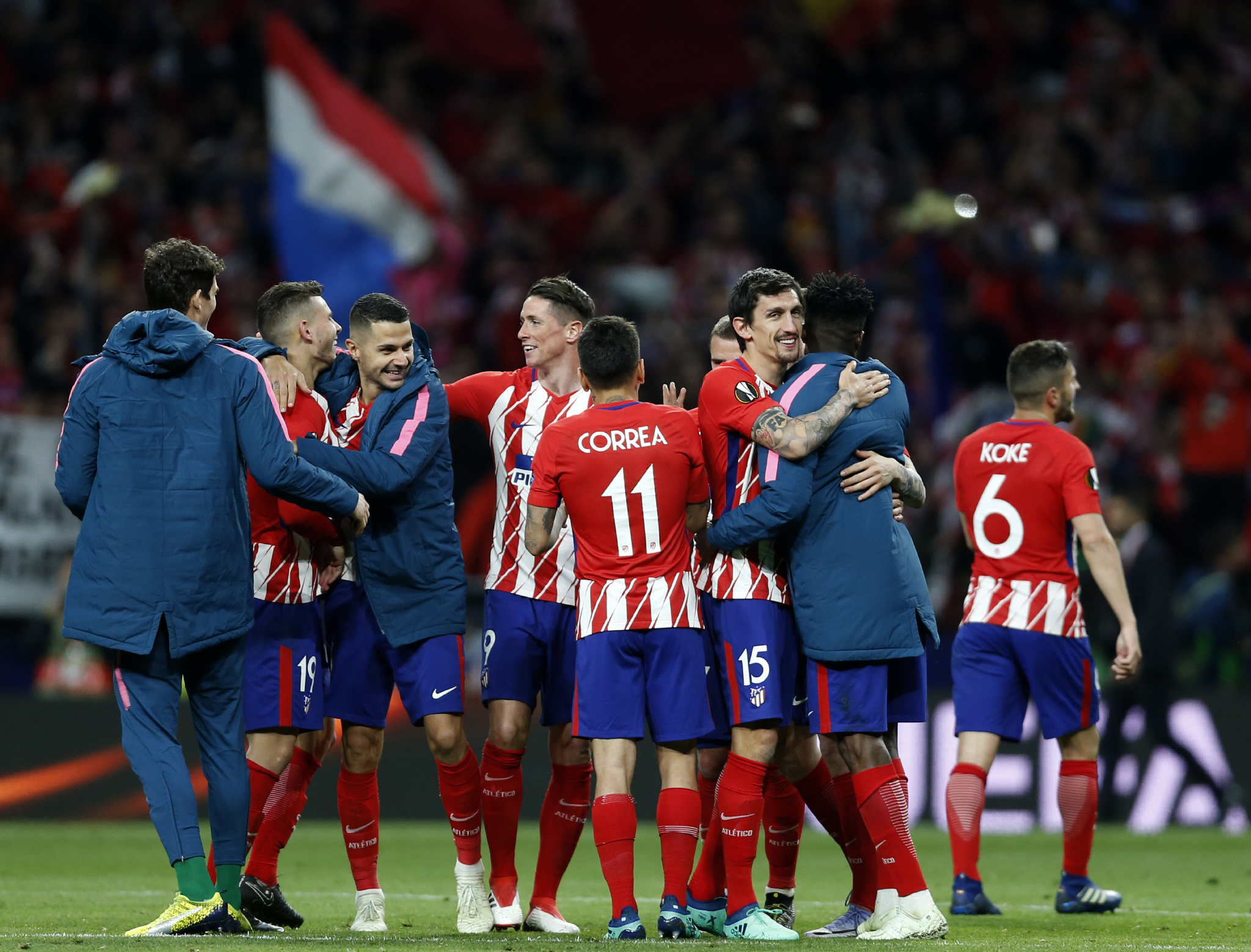 塞维利亚1-0奥萨苏纳，鲁文-巴尔加斯点射制胜（鲁文-巴尔加斯点球建功，塞维利亚1-0小胜奥萨苏纳）