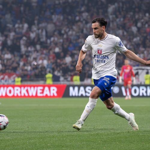 马卡：埃里克-加西亚续约年底前官宣，本赛季巴萨他出场最多（马卡：巴萨将于年底前官宣埃里克-加西亚续约，他本赛季出场次数最多）